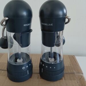 Kochblume Black Salt and Pepper Grinders